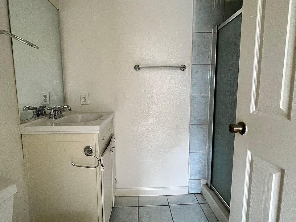 1st image of 9570 Kelley Dr