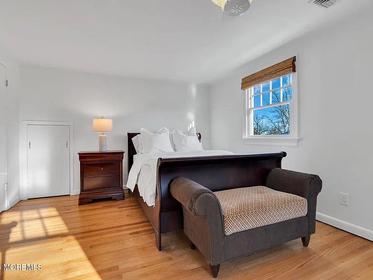 723 Pitney Dr — Photo 19