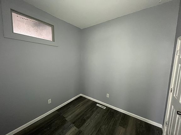 5th image of 249 Liberty St #1