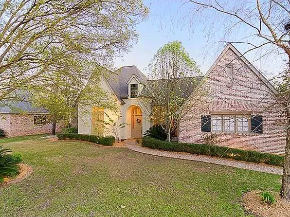 7173 Edgewater Dr, Mandeville, LA 70471