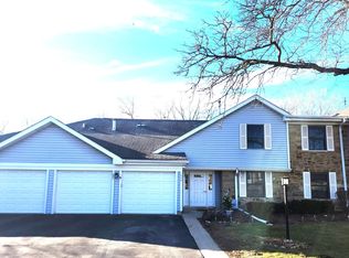 1220 Plum Tree Ct #2D, Schaumburg, IL 60193