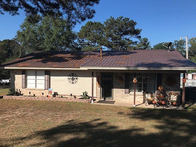 1st image of 1012 Sunset Dr