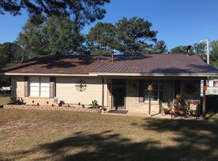 1012 Sunset Dr, Daingerfield, TX 75638