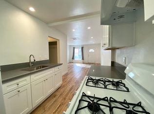 2034 E 4th St #B, Long Beach, CA 90814