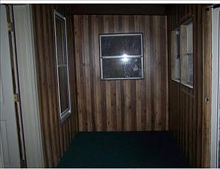 1st image of 105 Carnegie St