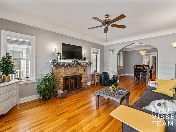 4th image of 565 Lovett Ave SE
