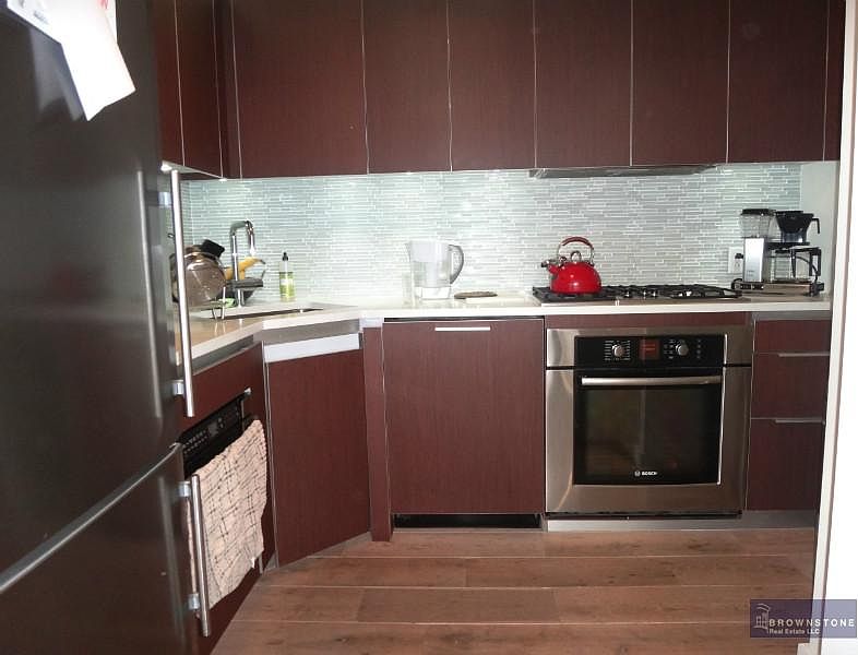 1st image of 20 Henry St #1A