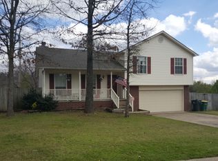 7 Calvary Cir, Little Rock, AR 72211