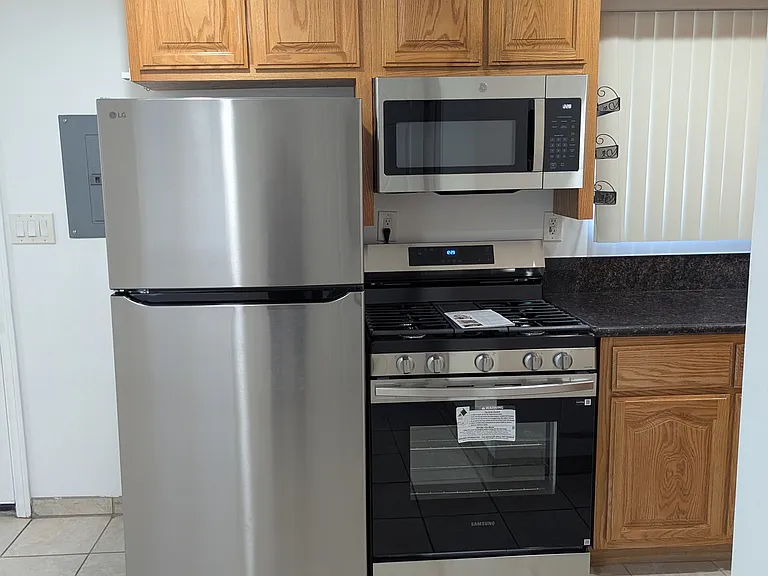 5218 York Blvd #2 — Photo 7