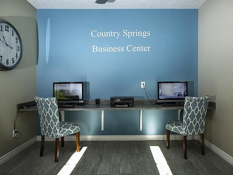 Country Springs — Photo 5