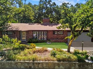 5754 Blueridge Dr, Fort Worth, TX 76112