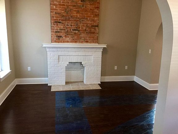 3rd image of 49 Hawkes Ave