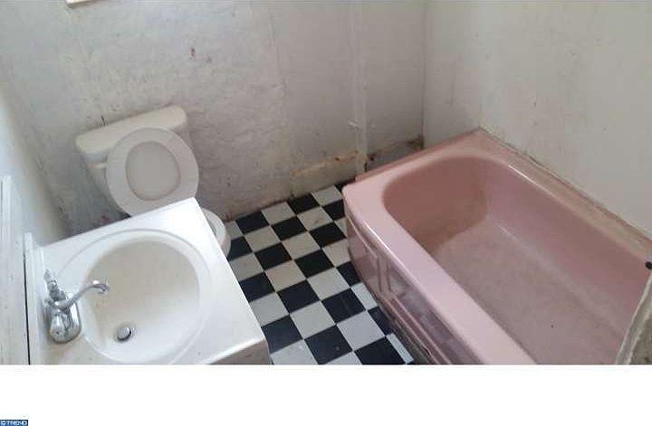 2nd image of 1742 Waterloo St