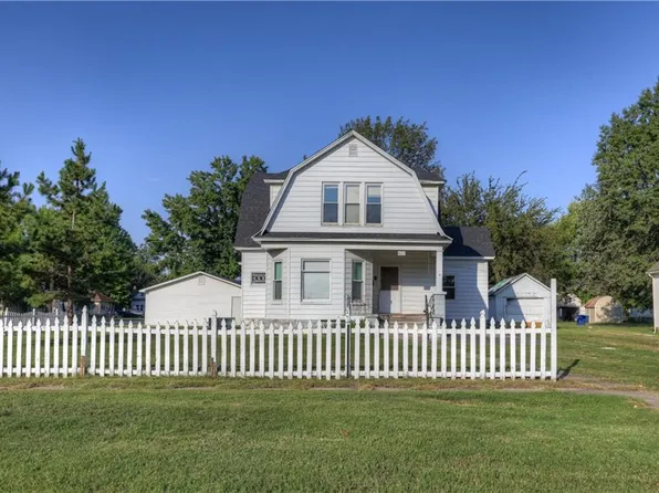 429 S Minnesota Ave, Columbus, KS 66725