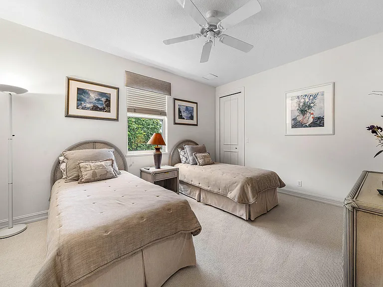 59 Saint James Dr — Photo 21