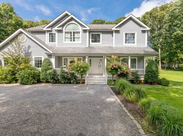 29 N Sea Mecox Rd, Southampton, NY 11968