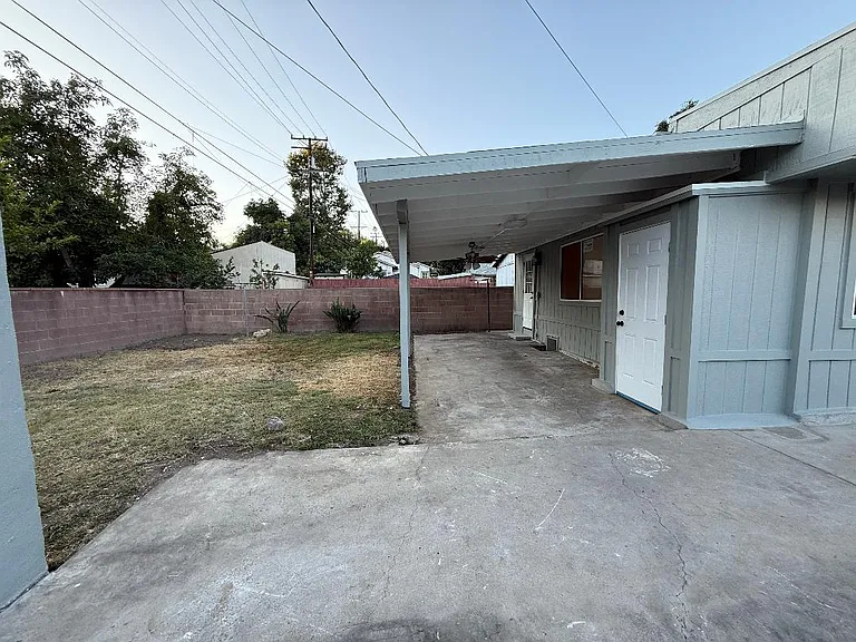 611A Kimlin Dr #A — Photo 2