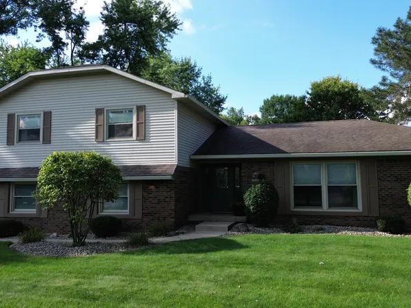 204 Oak Boulevard South Dr, Greenfield, IN 46140