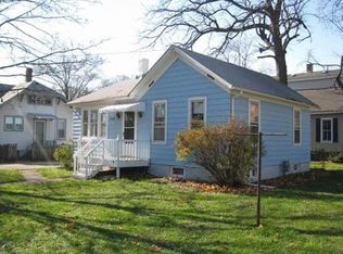 260 Orchard St, Elgin, IL 60123