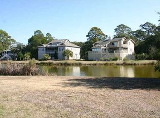 12 Gun Bluff Rd, Edisto Island, SC 29438