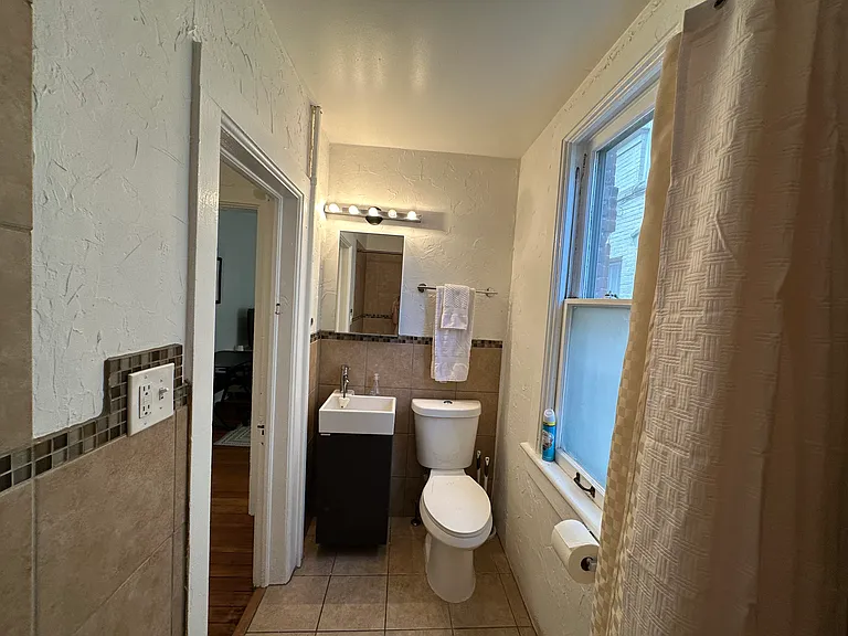 62 Lincoln St #2 — Photo 32