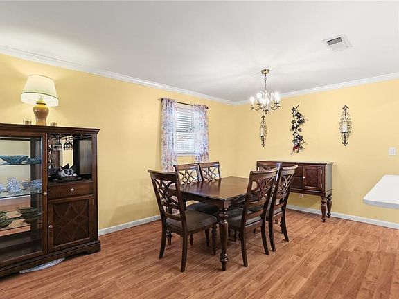4th image of 46 Donelon Dr