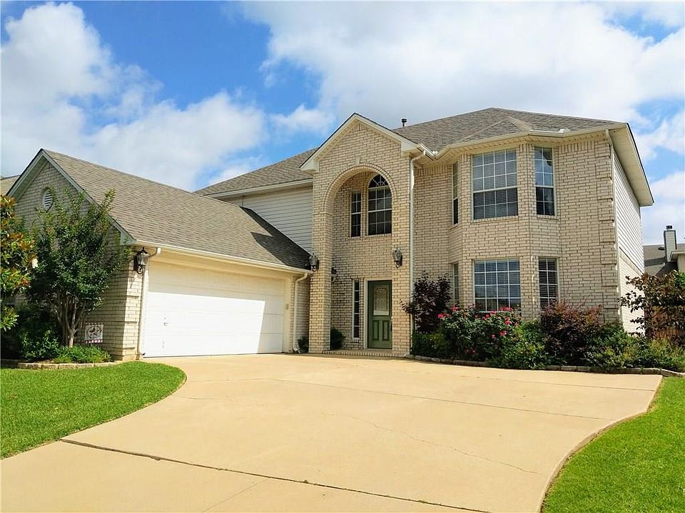1st image of 2305 Calmont Dr