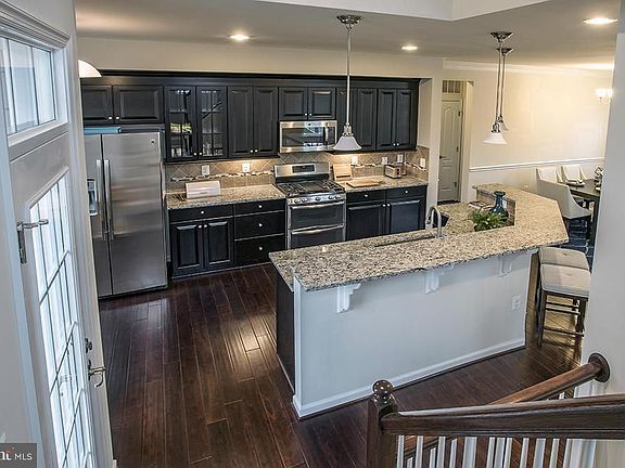 4th image of 3574 Huntley Manor Ln