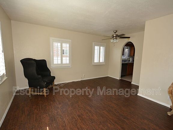 4th image of 165 Wilson Ave
