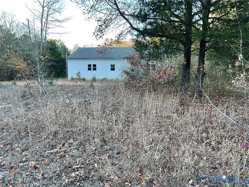 1st image of 161 Sparrow Ln