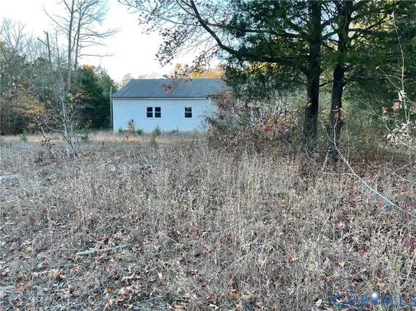 161 Sparrow Ln, Aylett, VA 23009