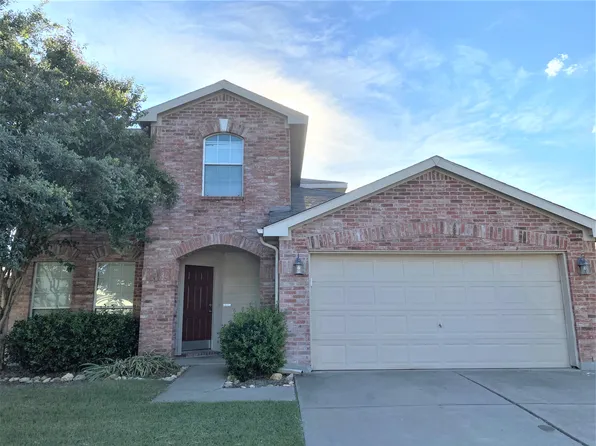 9209 Centennial Dr, Fort Worth, TX 76244