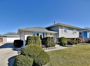 1702 Delrose St, Joliet, IL 60435