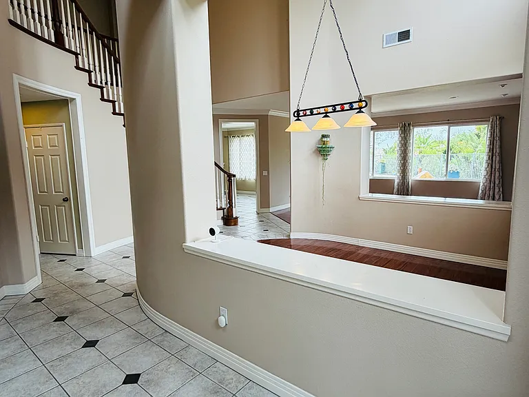 3604 Terrace Pl — Photo 2