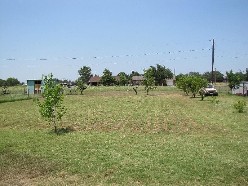 2nd image of 801 Pony Express Ln