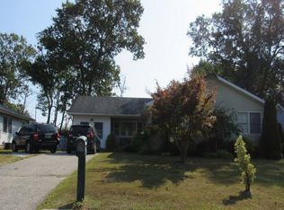 933 George Ln, Vineland, NJ 08360