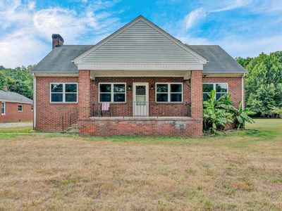 2362 W Riverside Dr, Salem, VA, 24153
