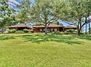 8855 Lake Dr, Chappell Hill, TX 77426