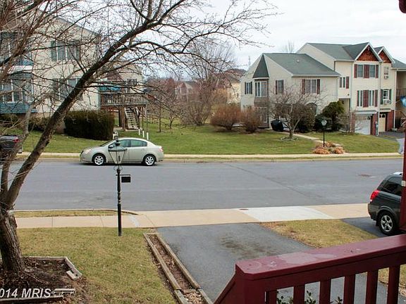 3rd image of 613 Picadilly Dr