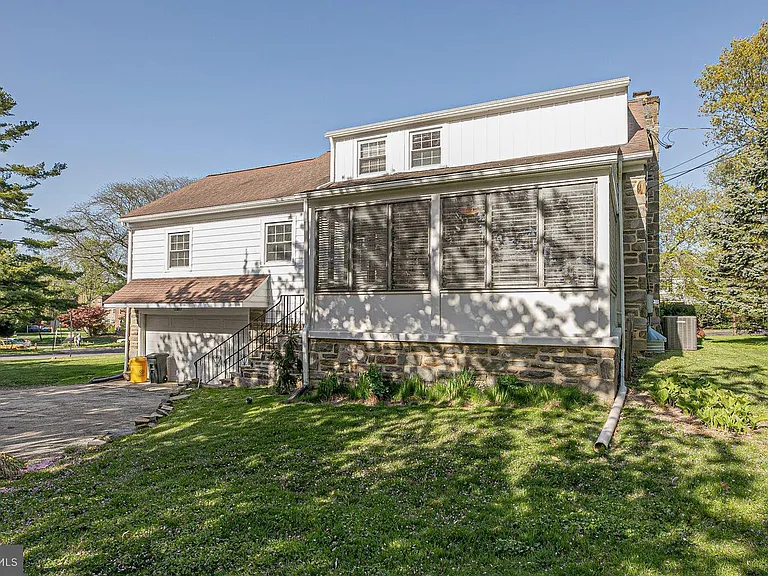526 Williams Rd — Photo 28