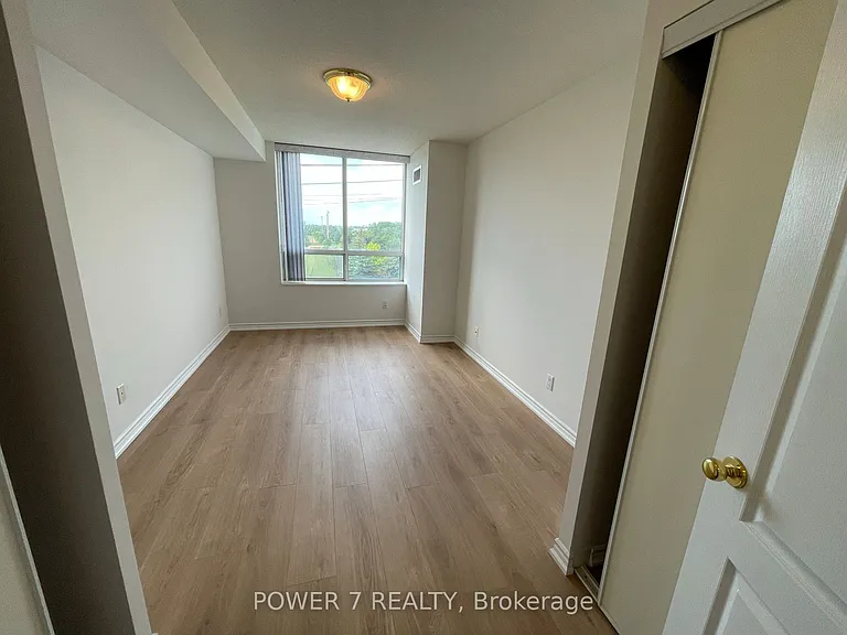 1883 McNicoll Ave #609 — Photo 3