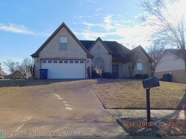 1st image of 10921 Lexington Dr