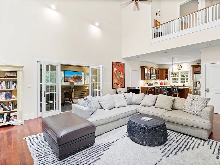 13217 Three Oaks Rd — Photo 12