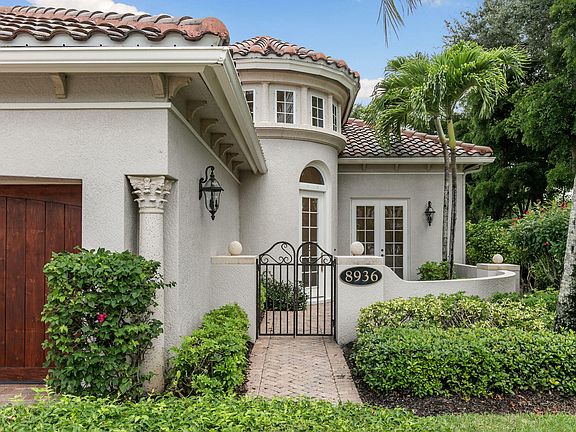 4th image of 8936 Cherry Oaks Trl