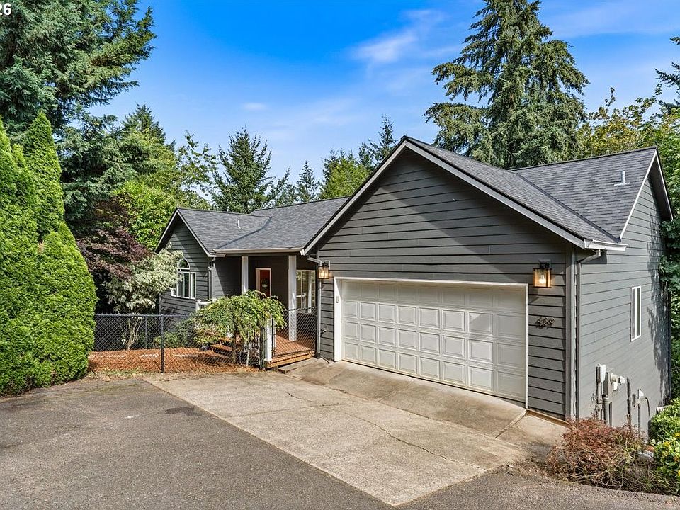 1st image of 439 SE Cedar Creek Ln