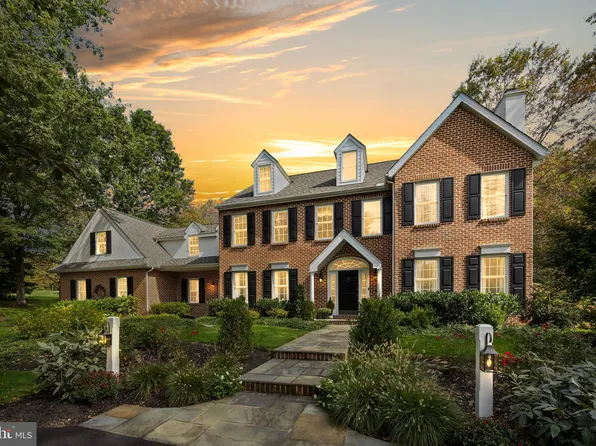 11 Red Sunset Dr, Glenmoore, PA 19343