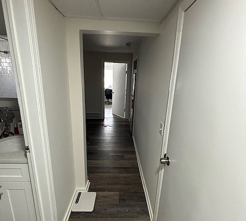5th image of 19 Emmalon Ave #G