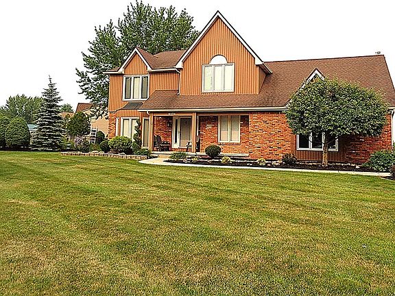3rd image of 6171 Meadow Lakes Dr