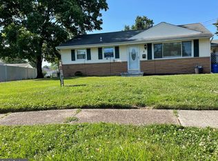 5 Laurie Ct, Hamilton, NJ 08690