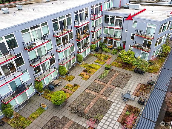 2nd image of 2960 Eastlake Avenue E #312